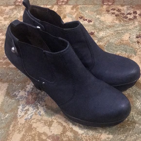 Nicole “Adorable” Black Booties - Picture 3 of 7